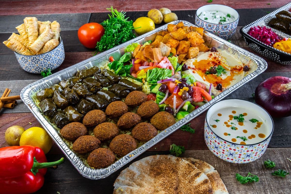 Family Vegetarian Plate for 10 people