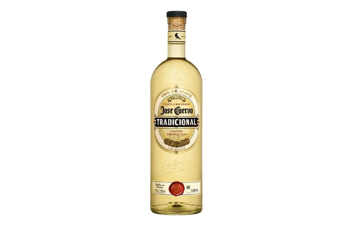 Jose Cuervo Tradicional Reposado (1 x 750 ml)