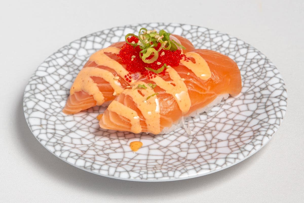 156. Salmon Sushi Pizza (2 pcs)