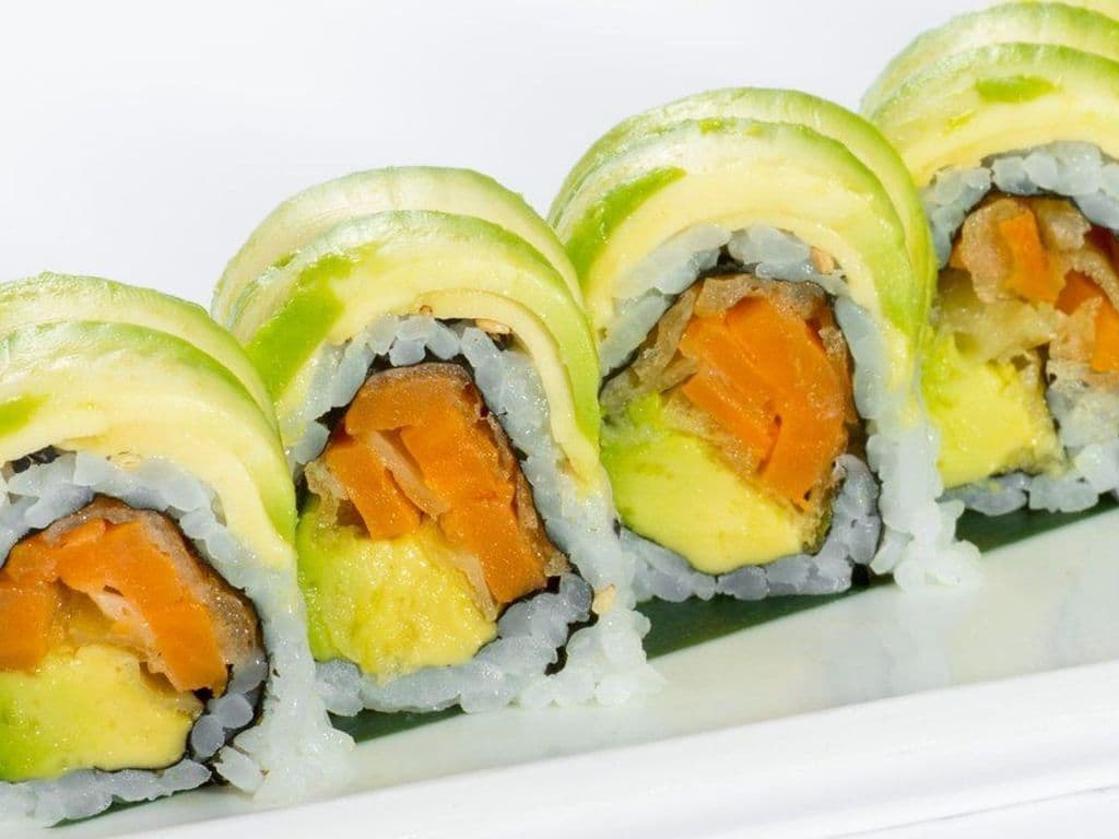 VM07. Vegetable Dragon Roll (4 Pcs)