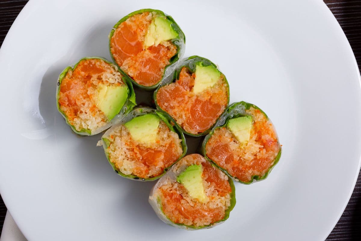 71. Maki tartare de saumon / Salmon Tartar Maki