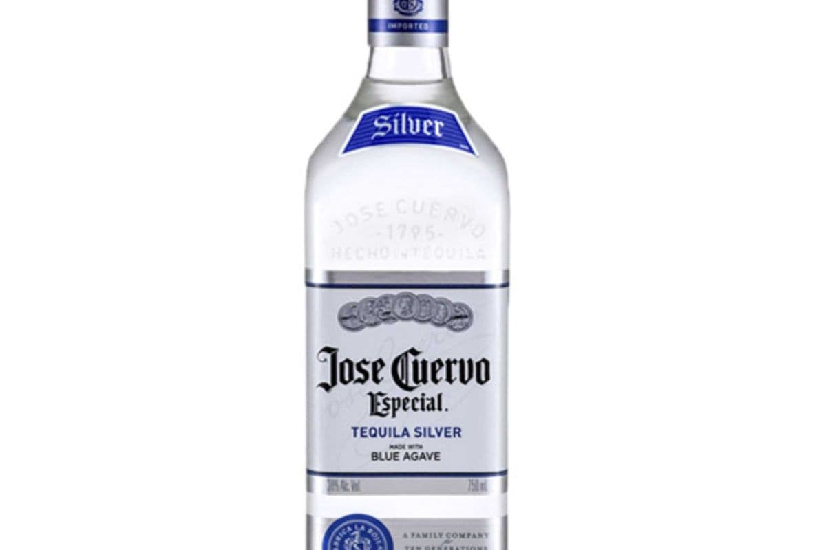 Jose Cuervo Tequila (750 ml) (1 x 750ml)