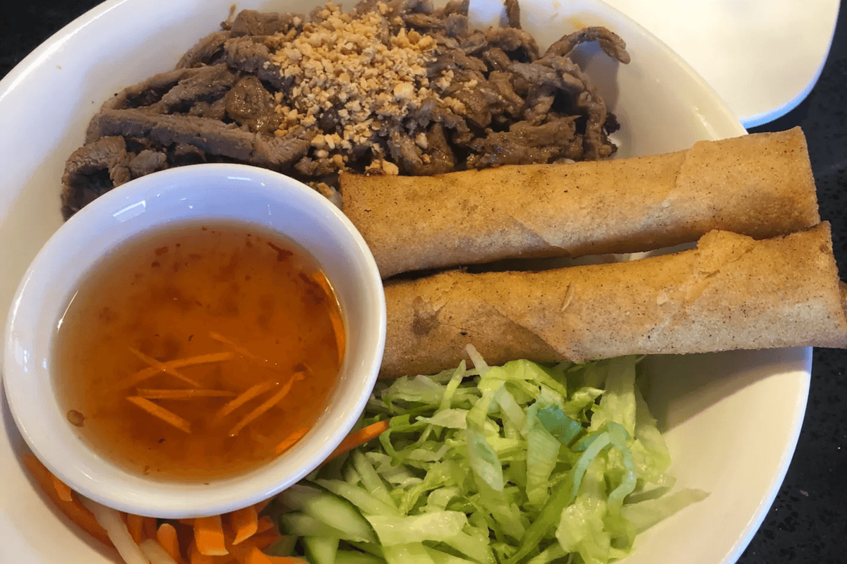 BN3. Bun Cha Gio, Bo Buong