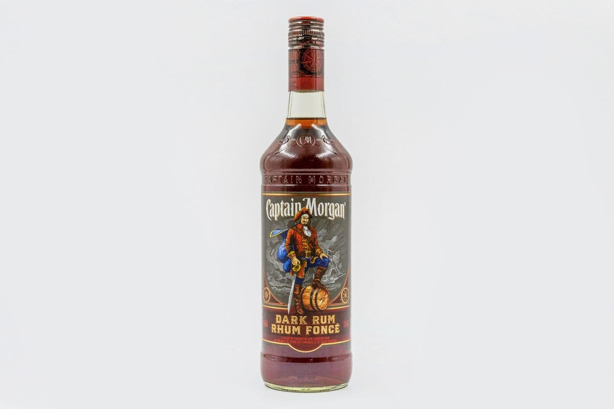 Captain Morgan Dark Rum (1 x 750 ML)