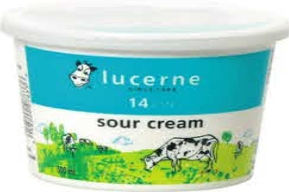 Lucerne Sour Cream (14%)