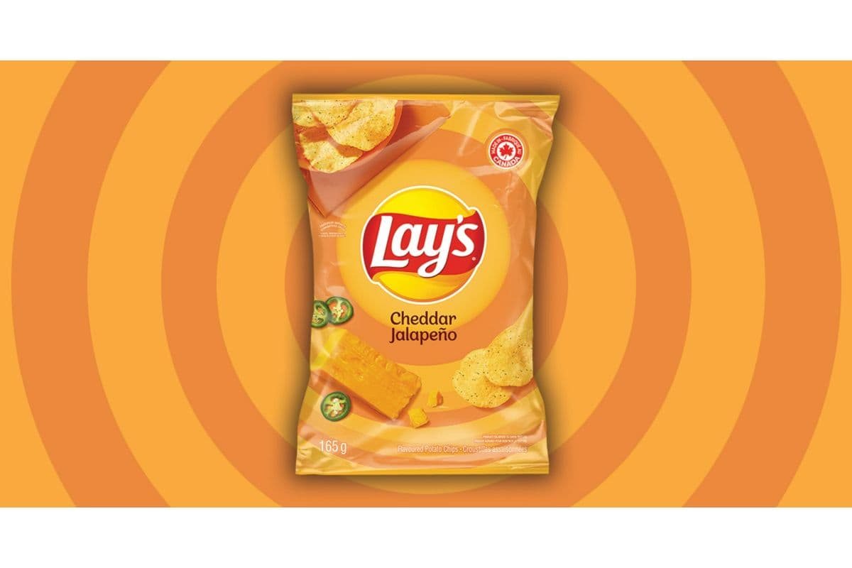Lays Cheddar Jalapeno (180 g)