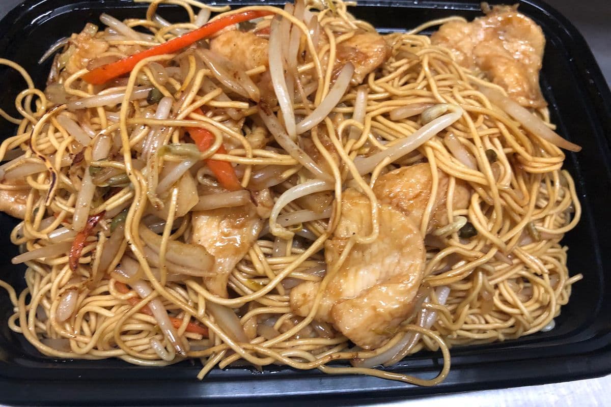 87. Beef/Chicken/Pork Lomein