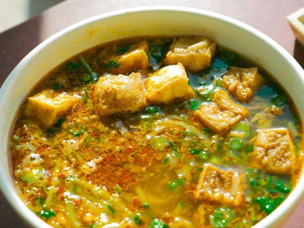 O3. Peanut Sate Noodle Soup