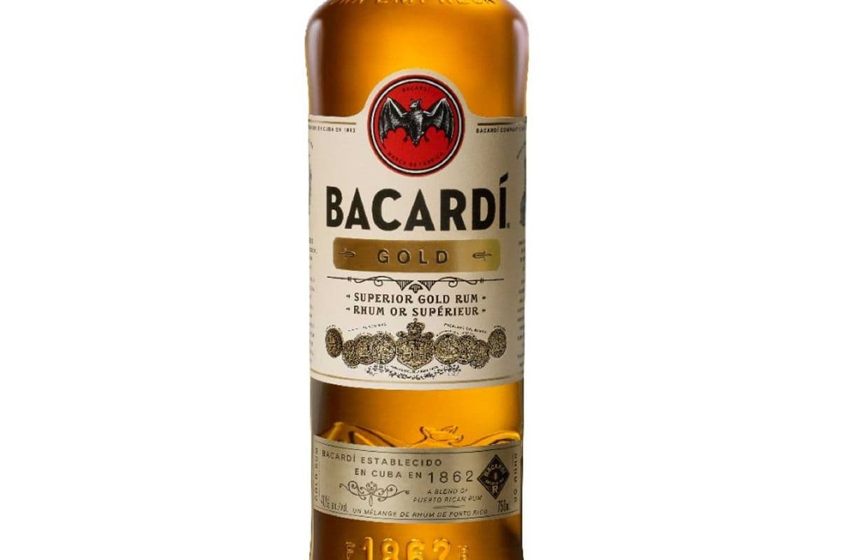 Bacardi Gold (1 x 750 ml)