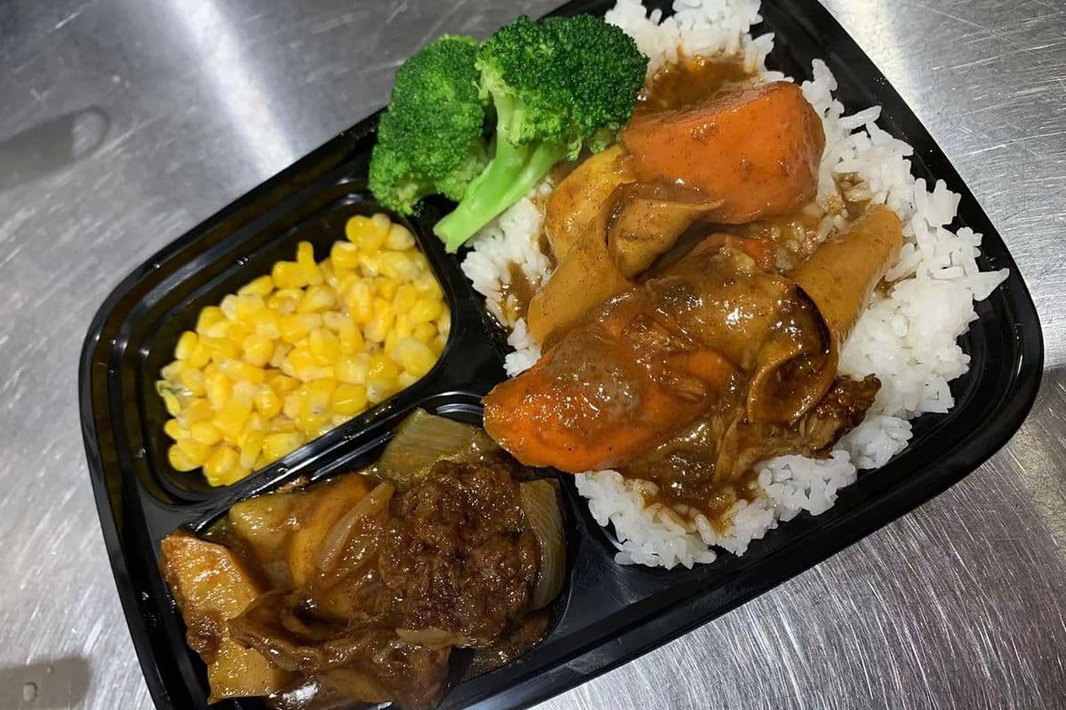 F3. Stewed Beef on Rice