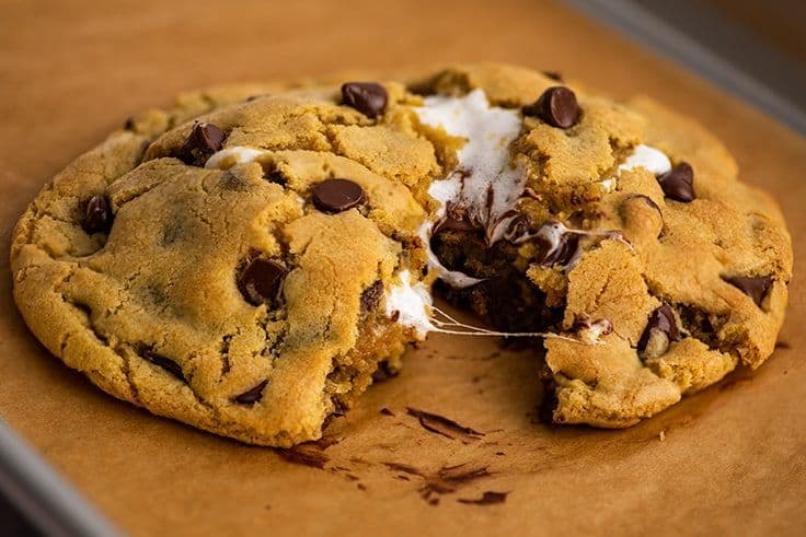 S'MORES COOKIE, WITH HERSHEY CHIPS Half Dozen (6) Cookies