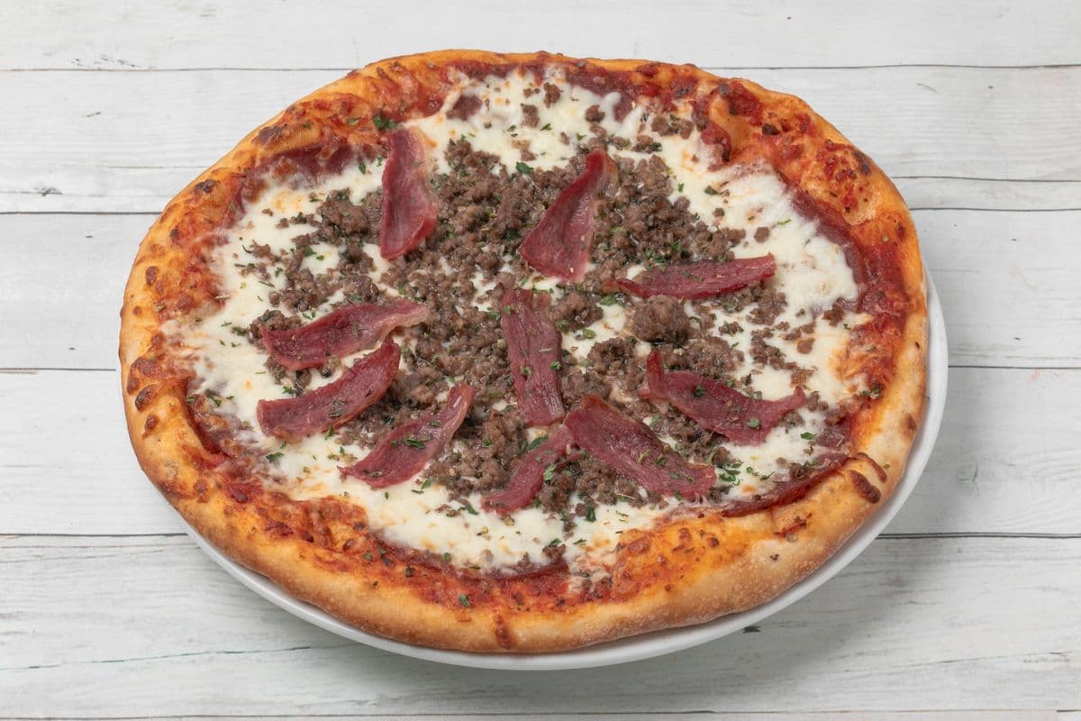 Pizza Amoureux de Viande / Meat Lovers Pizza