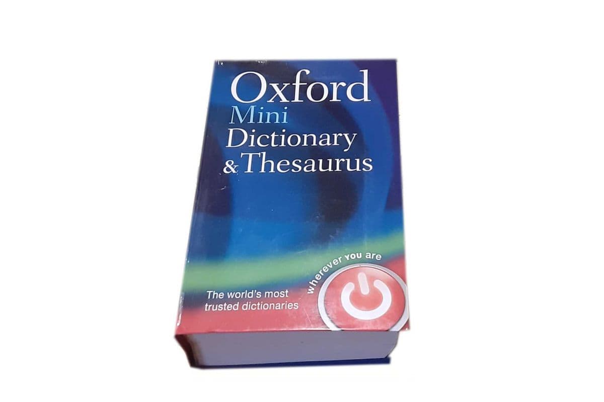 Oxford Mini Dictionary And Thesaurus