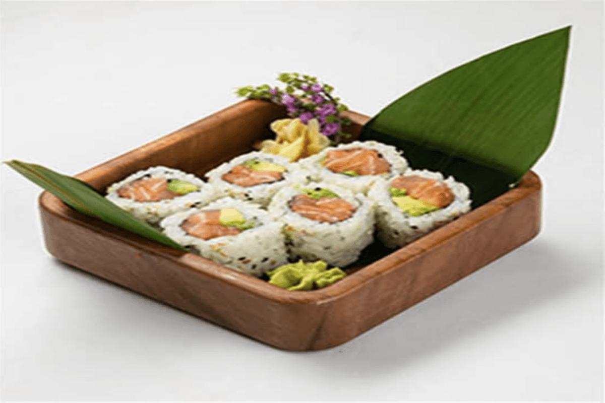 185. Salmon Avocado Roll