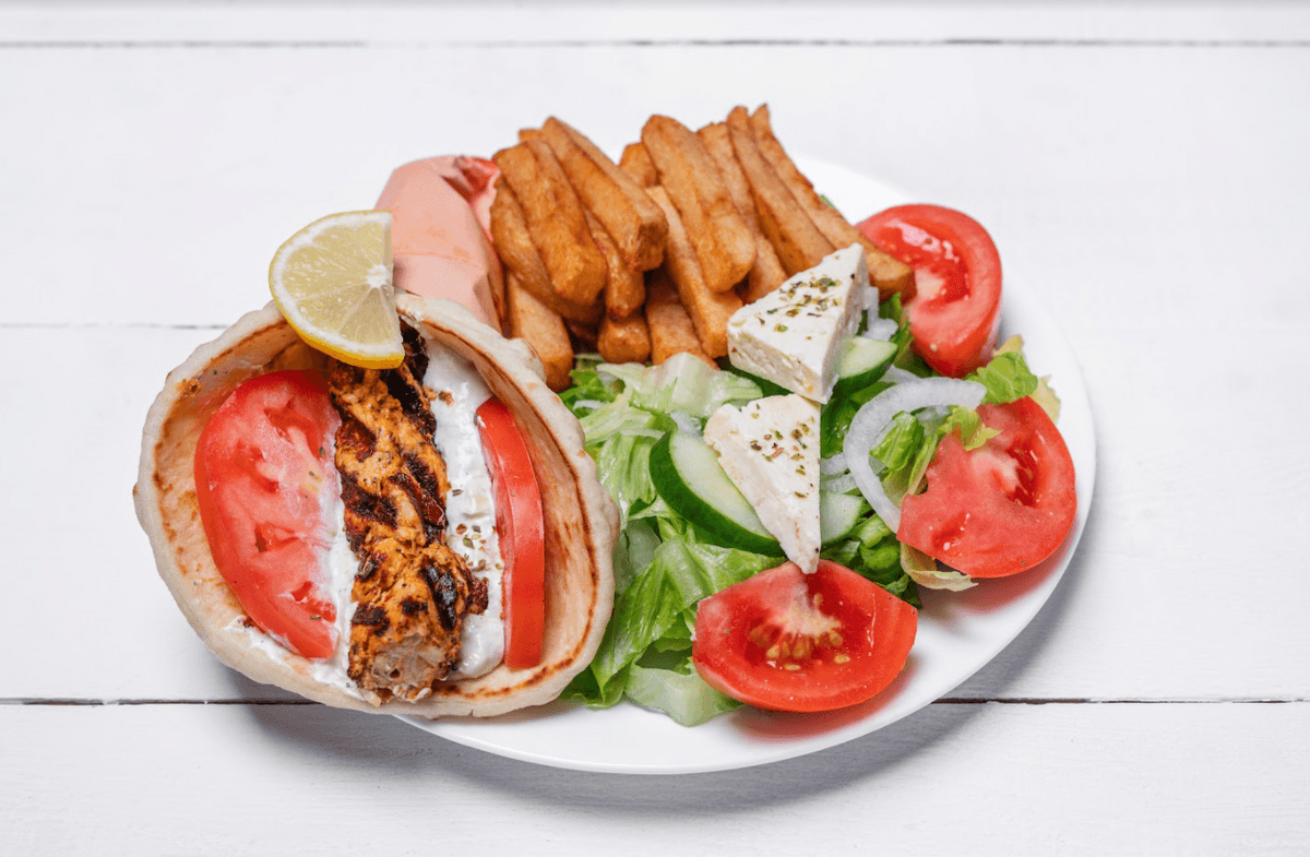 Assiette de poulet sur pain pita / Chicken Pita Plate