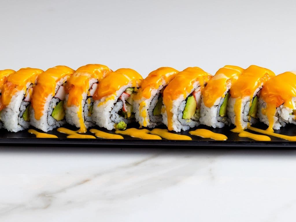 Mango Tango Maki (8pcs)