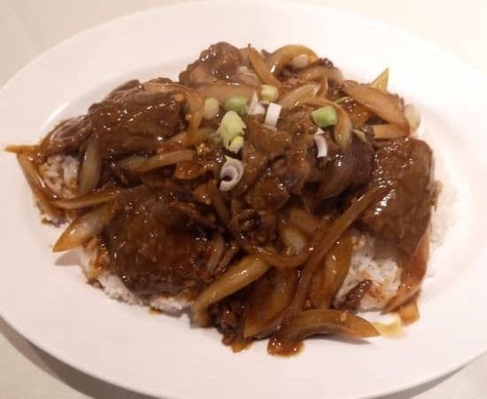 36. Bœuf à la sauce aux huîtres dans riz / Beef with Oyster Sauce in Rice/蚝油牛饭