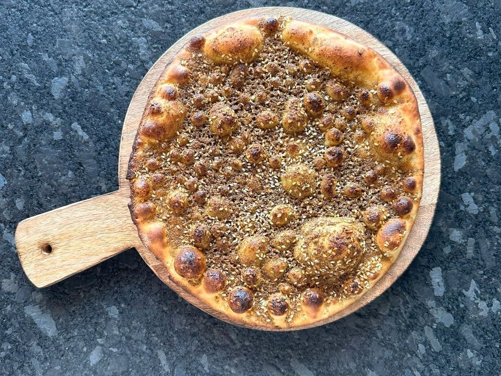 Zaatar Manakish