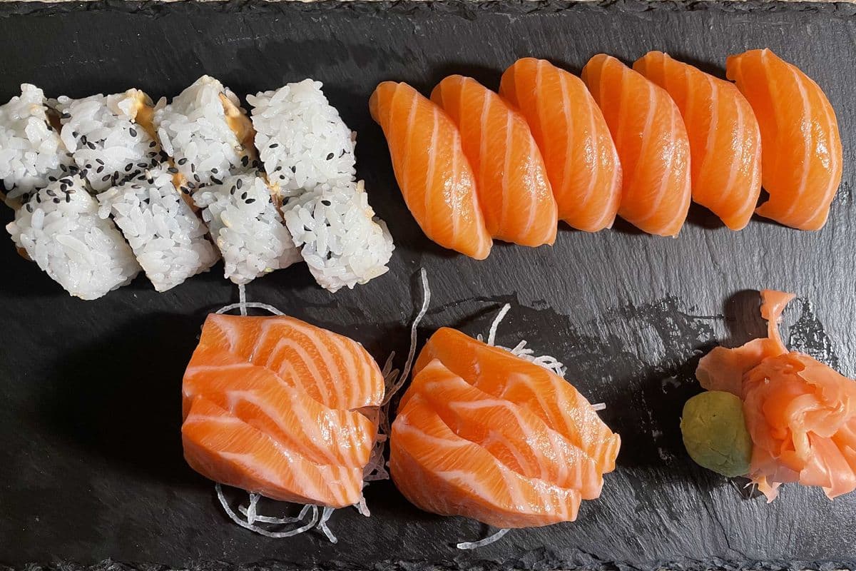 Salmon Lover Combo - Large