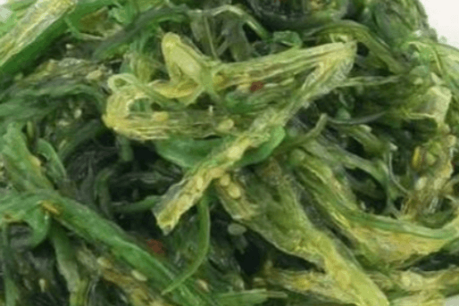 6. Fresh Seaweed (Wakame) Salad
