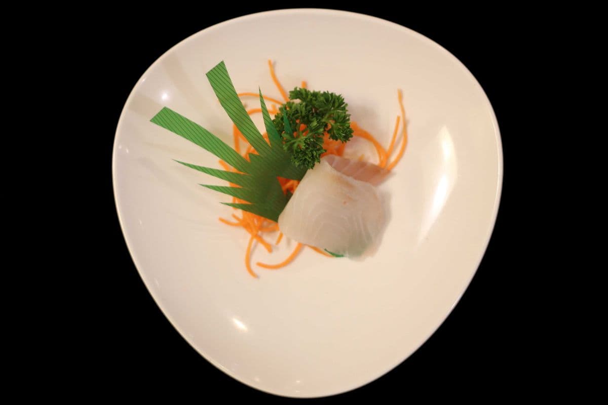 Tai Sashimi (4 pcs)