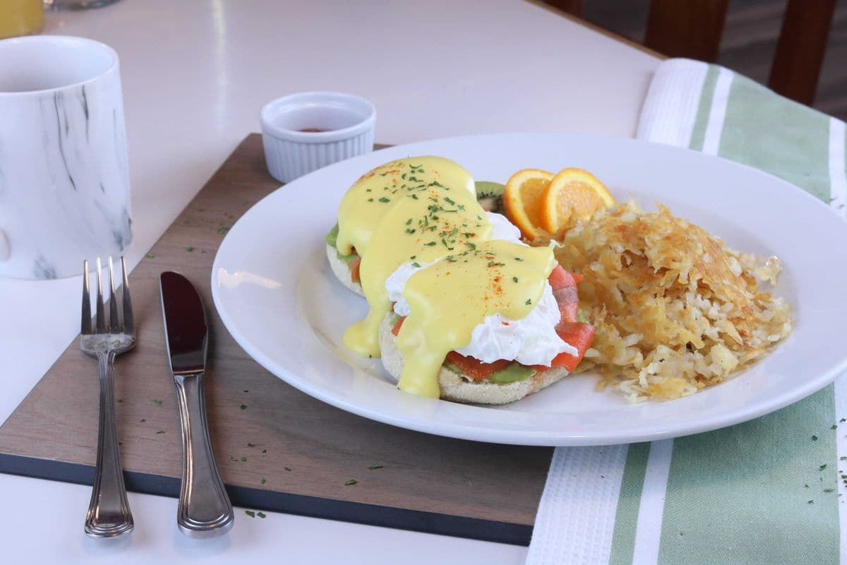 Smoked Salmon Benny