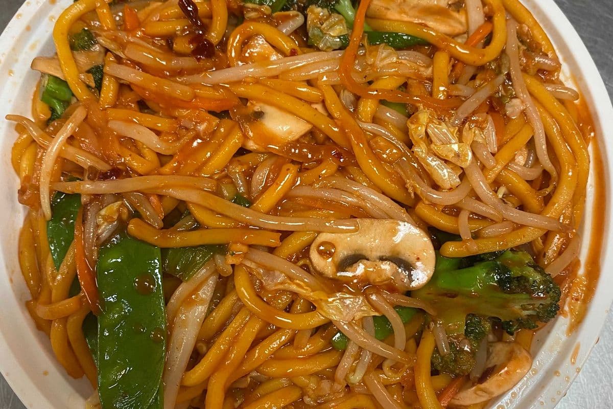 Vegetable Shanghai Noodle