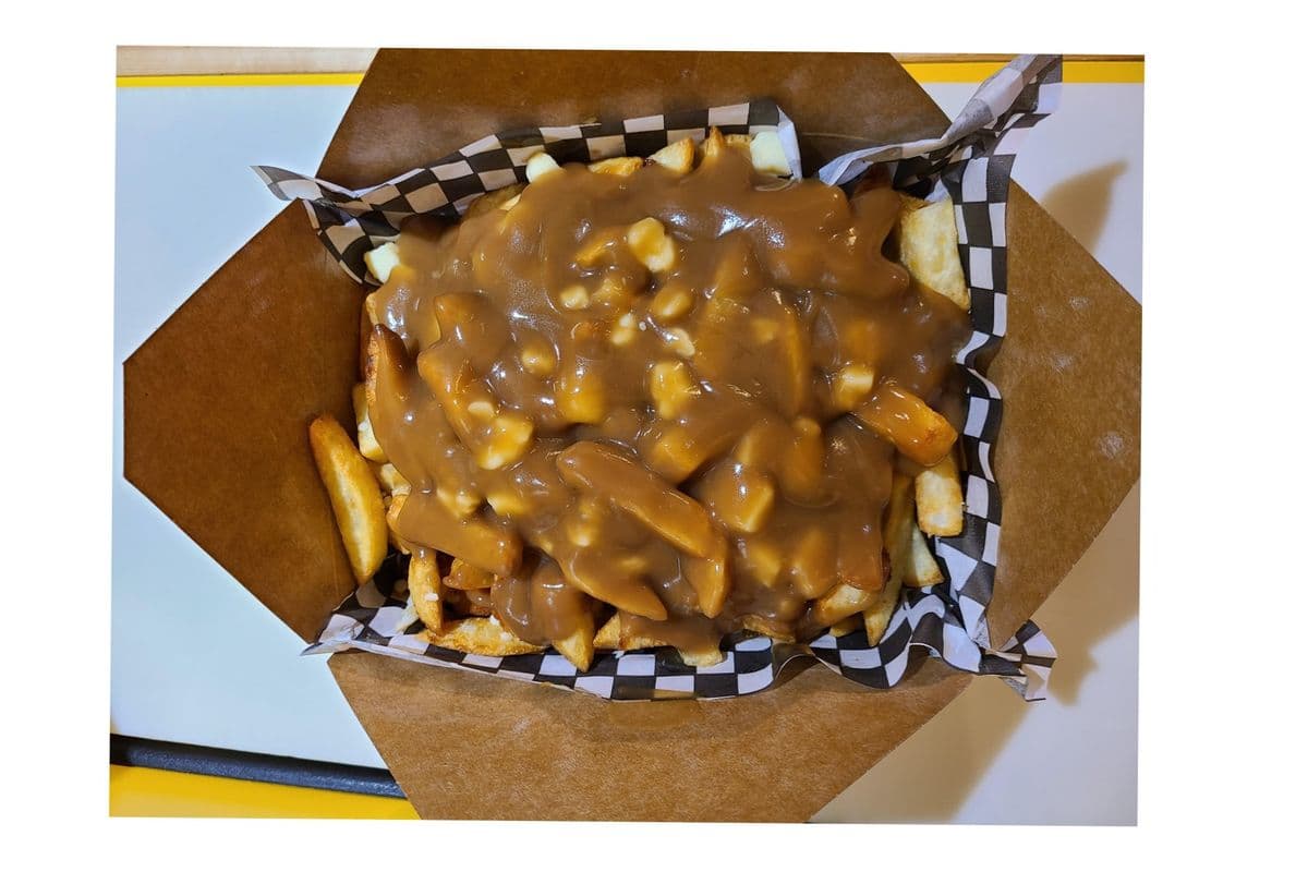 Poutine (L)
