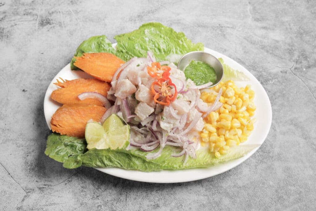 Ceviche de poisson / Fish Ceviche / Ceviche de pescado