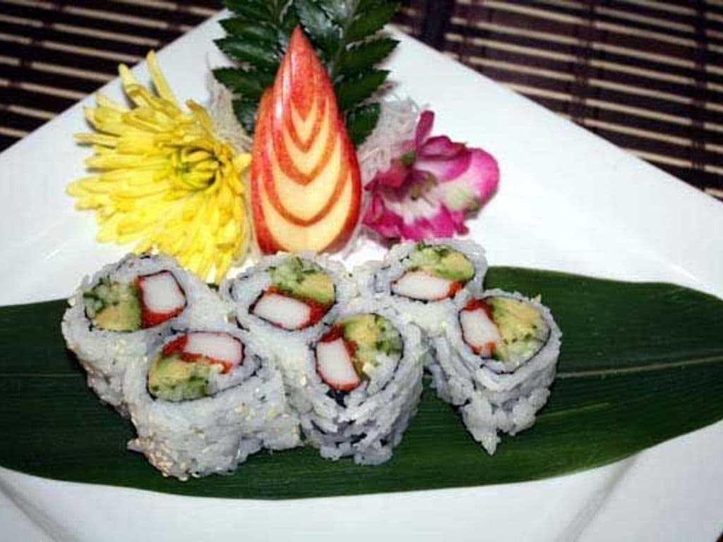 California Roll (6pcs)