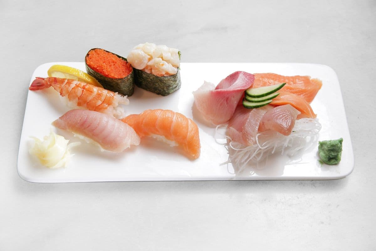 Sashimi & Sushi Combo