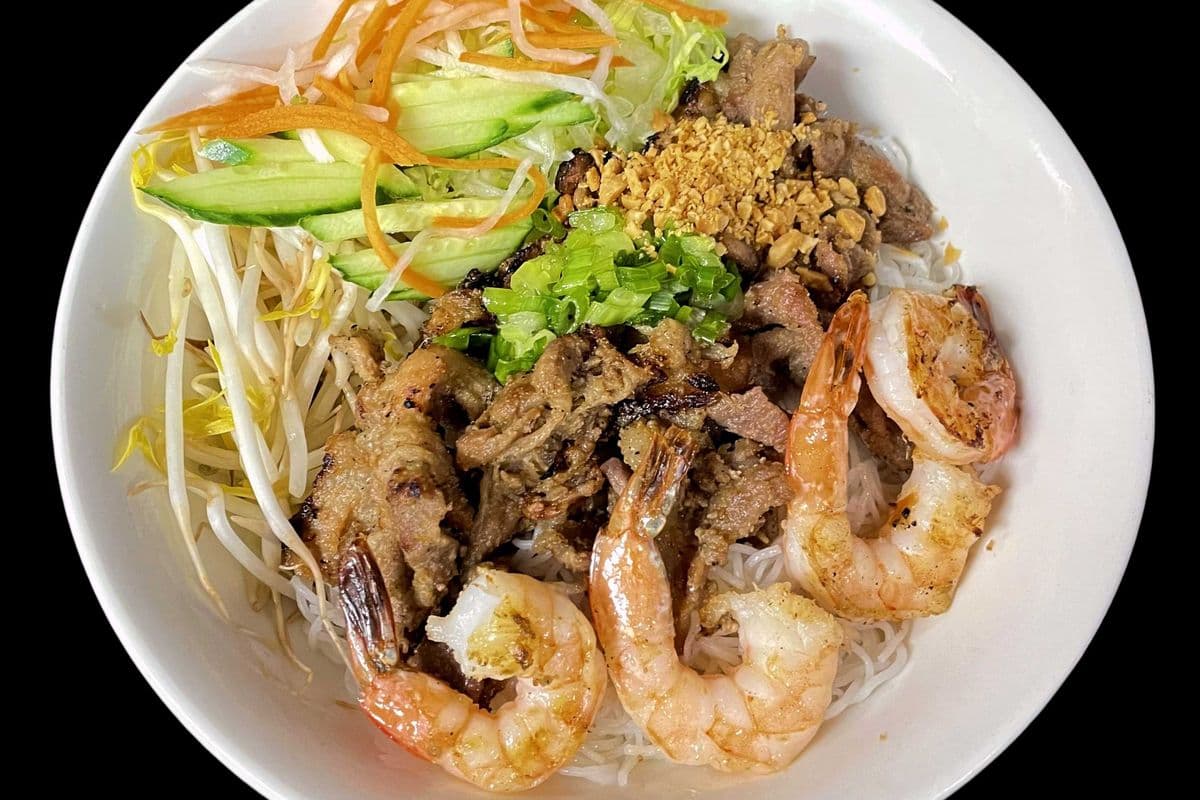 34. Grilled Shrimp and Pork with Vermicelli