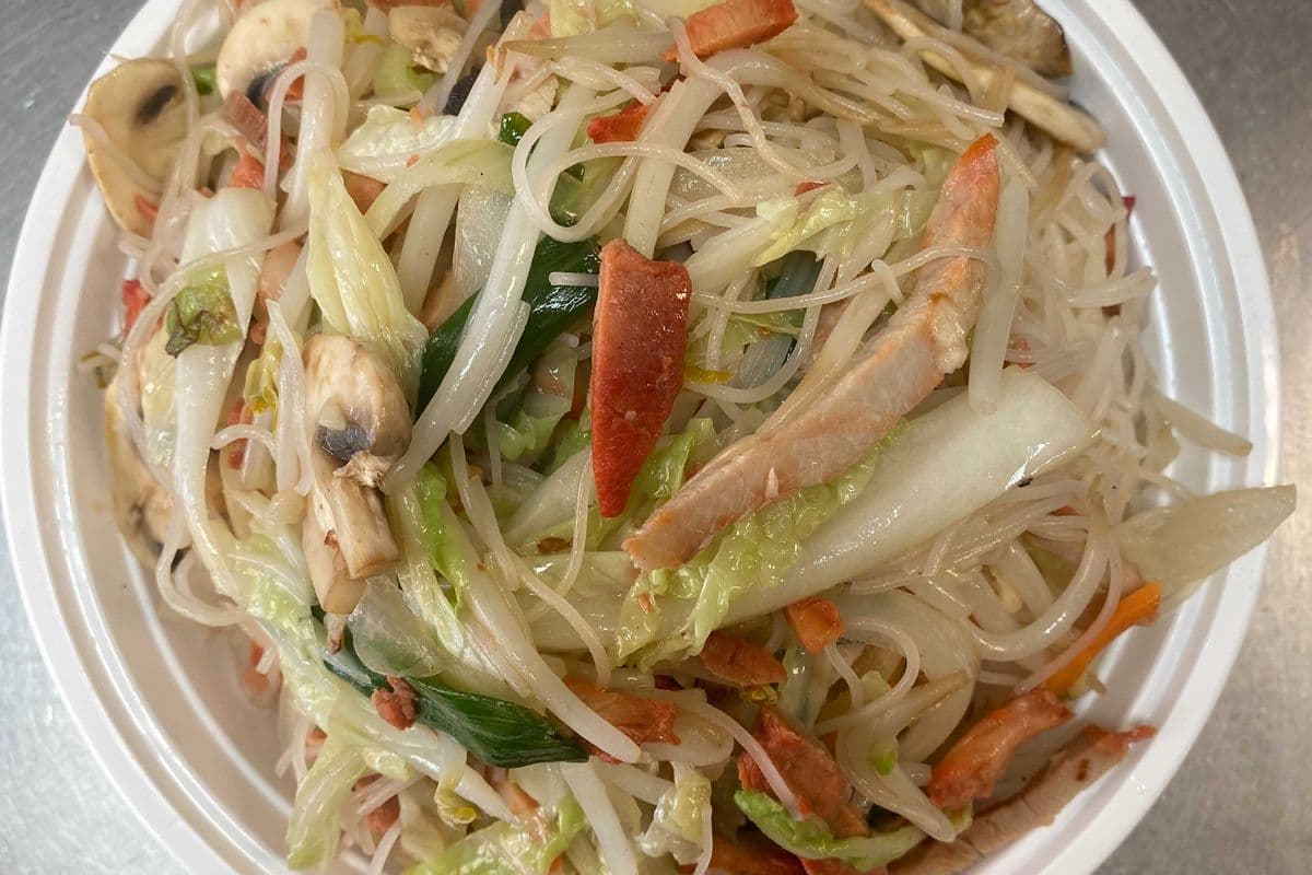 Roast Pork Mein Feng