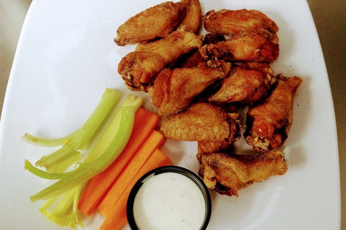 Tavern Wings (1LB.)