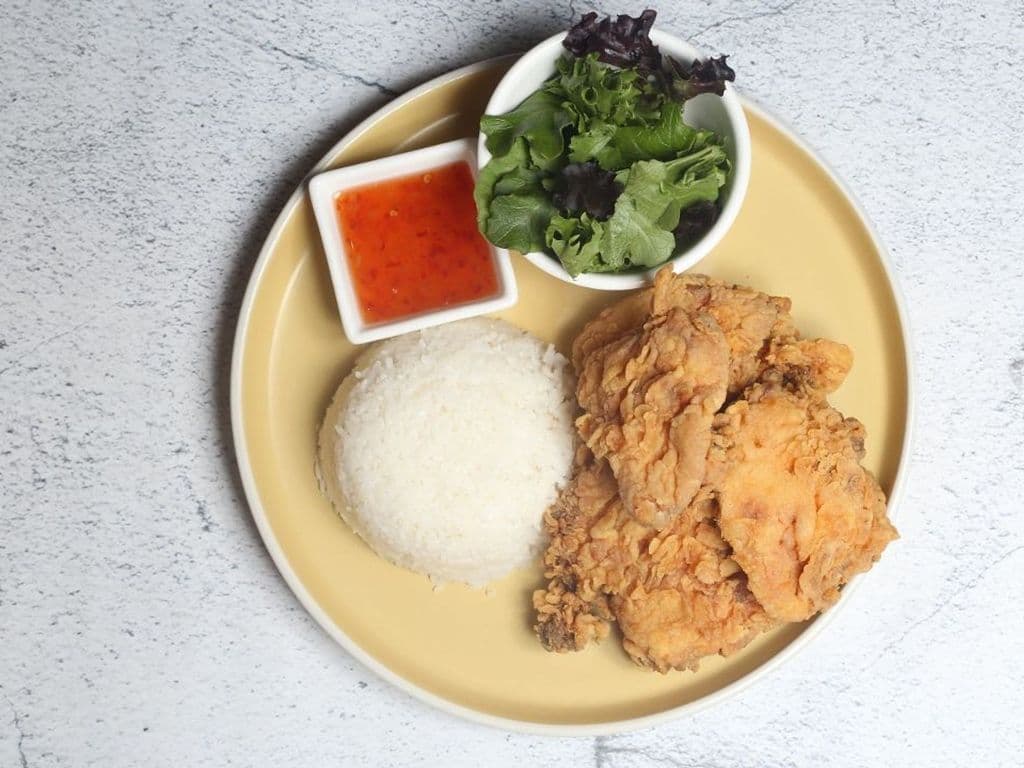 R3. Crunchy Fried Chicken Rice