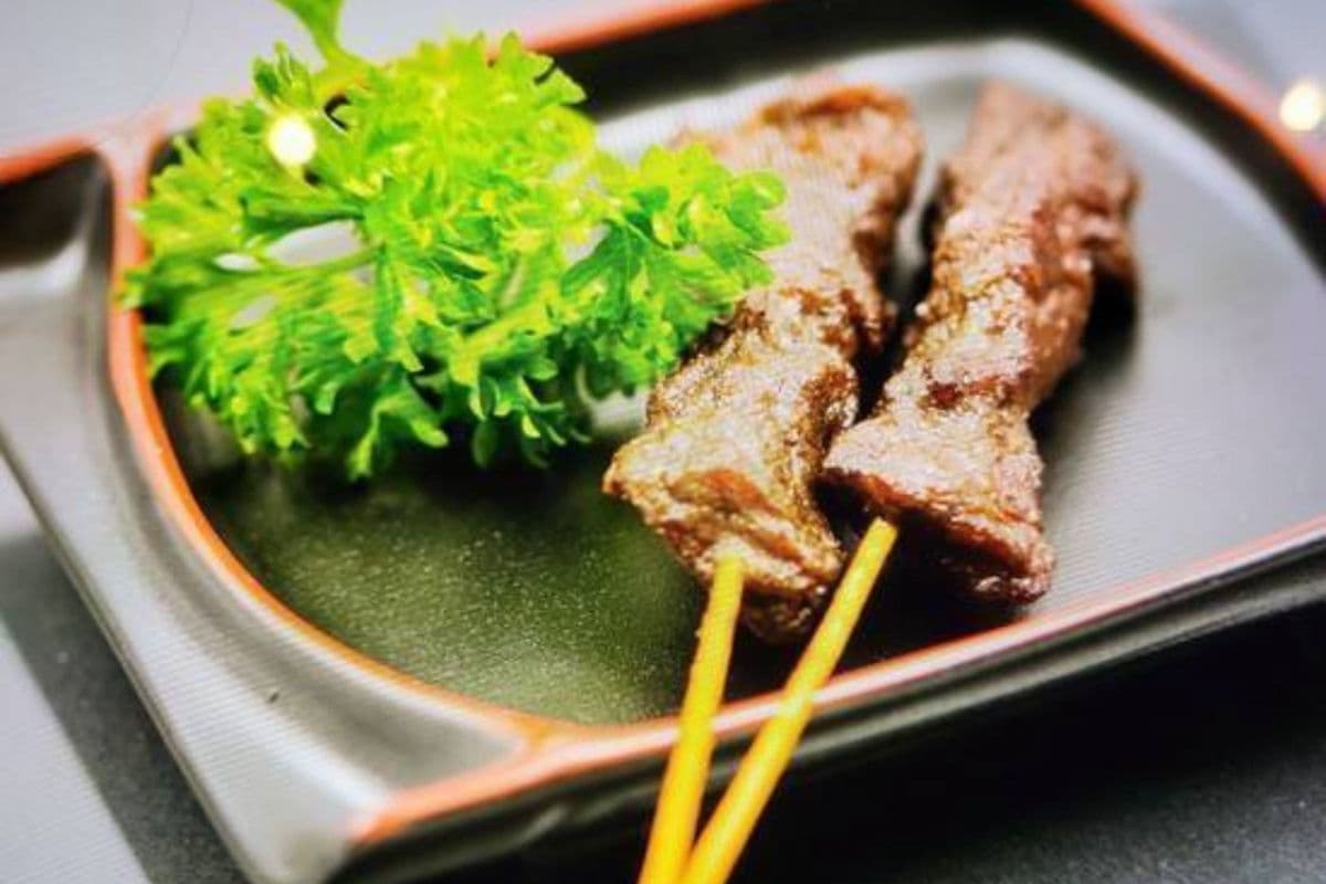 Grilled Beef Skewer (6 pcs)