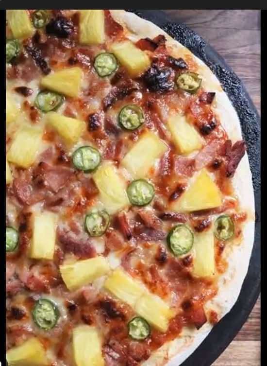 Spicy Sweet Polynesian Pizza