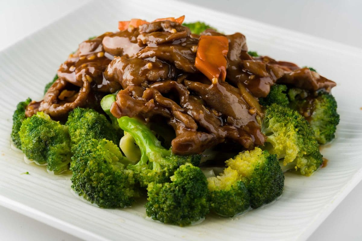 92. Stir Fried Beef with Canadian Broccoli