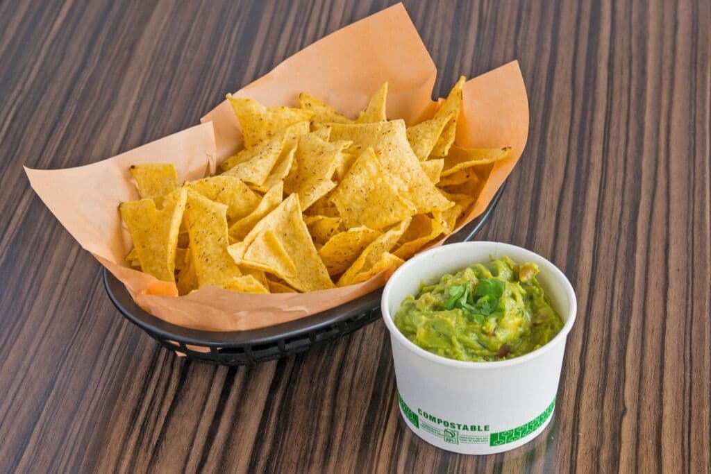 Chips and Guacamole (6oz)
