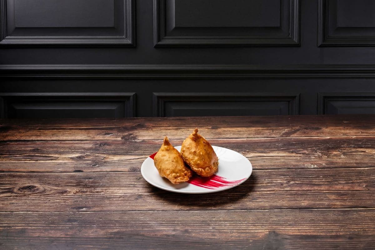 Meat Samosa (2 pcs)