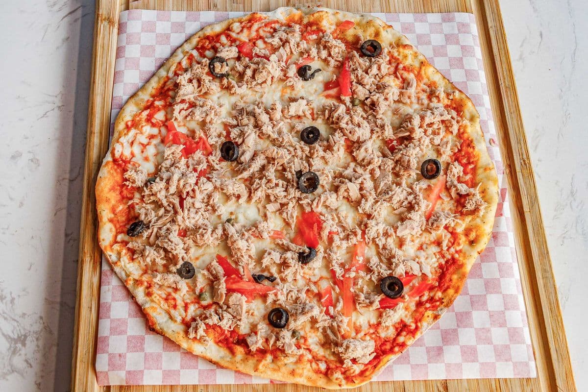 Tuna Pizza
