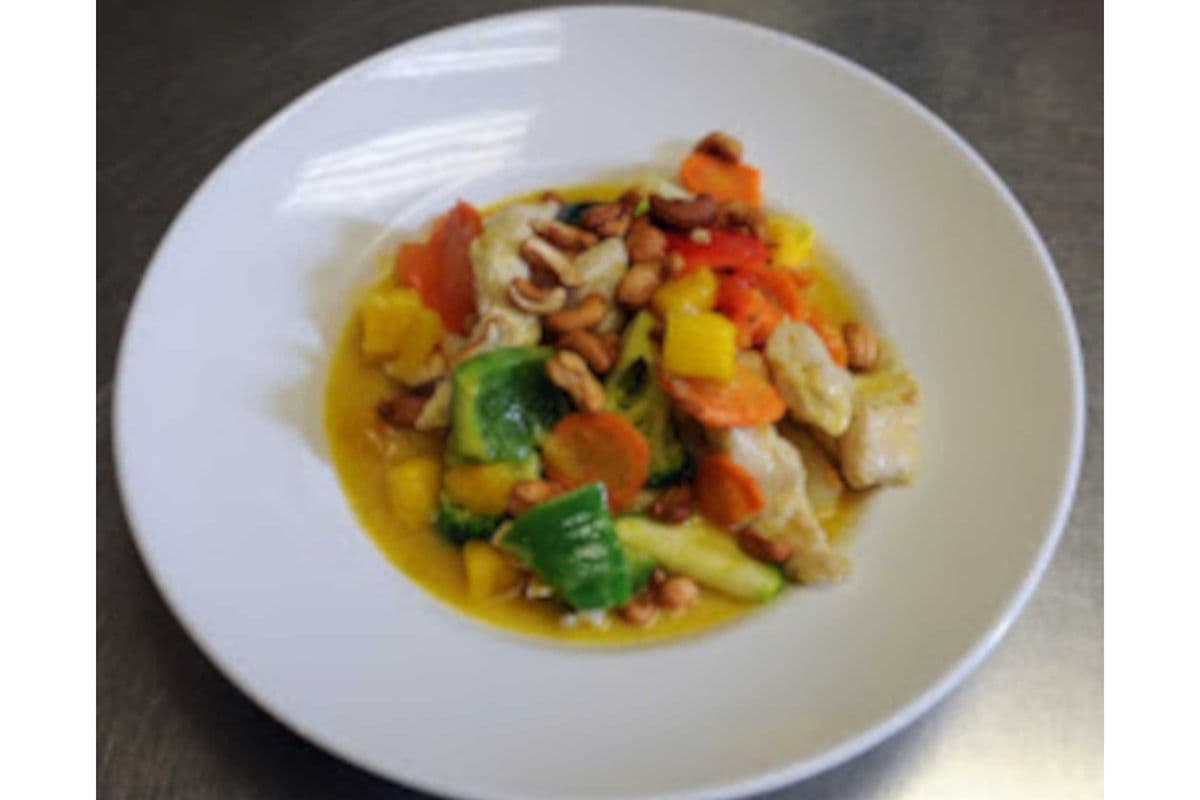 61M. Cashew Mango Chicken