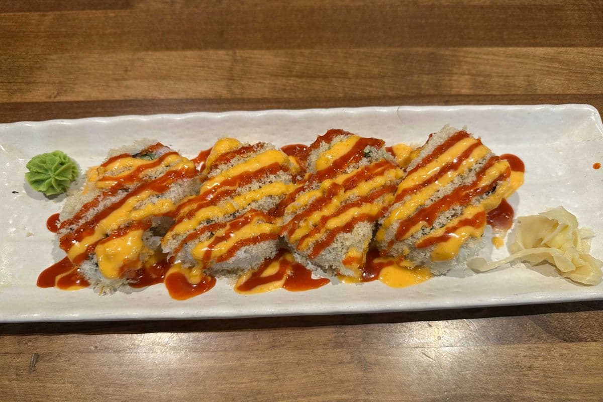 Crunch Spicy Salmon Roll