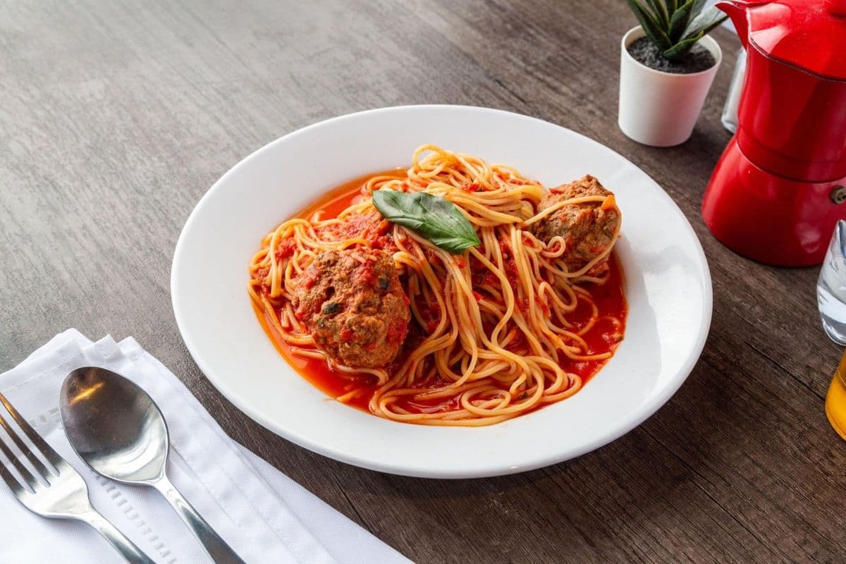 Salto's Spaghetti and Meatballs