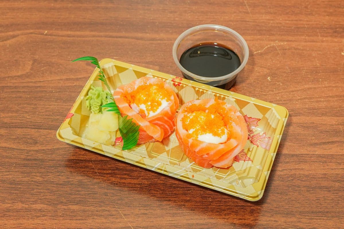 T8. Salmon Rose (2pcs)