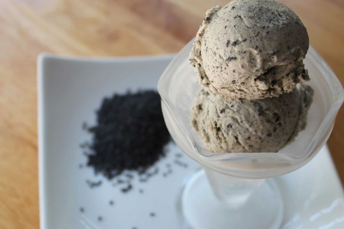 Black Sesame Ice Cream Supplied (黑芝麻冰激凌）