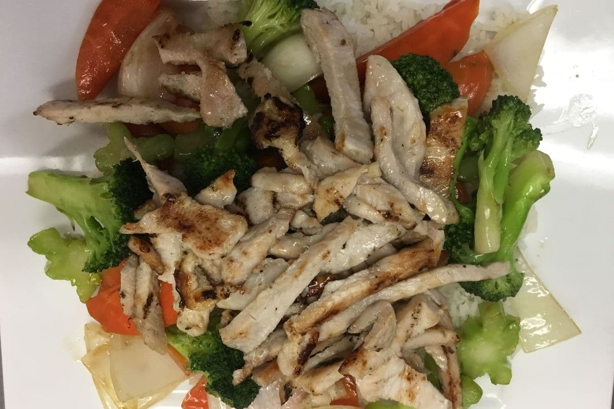40. Chicken Stir Fry with Mixed Vegetables