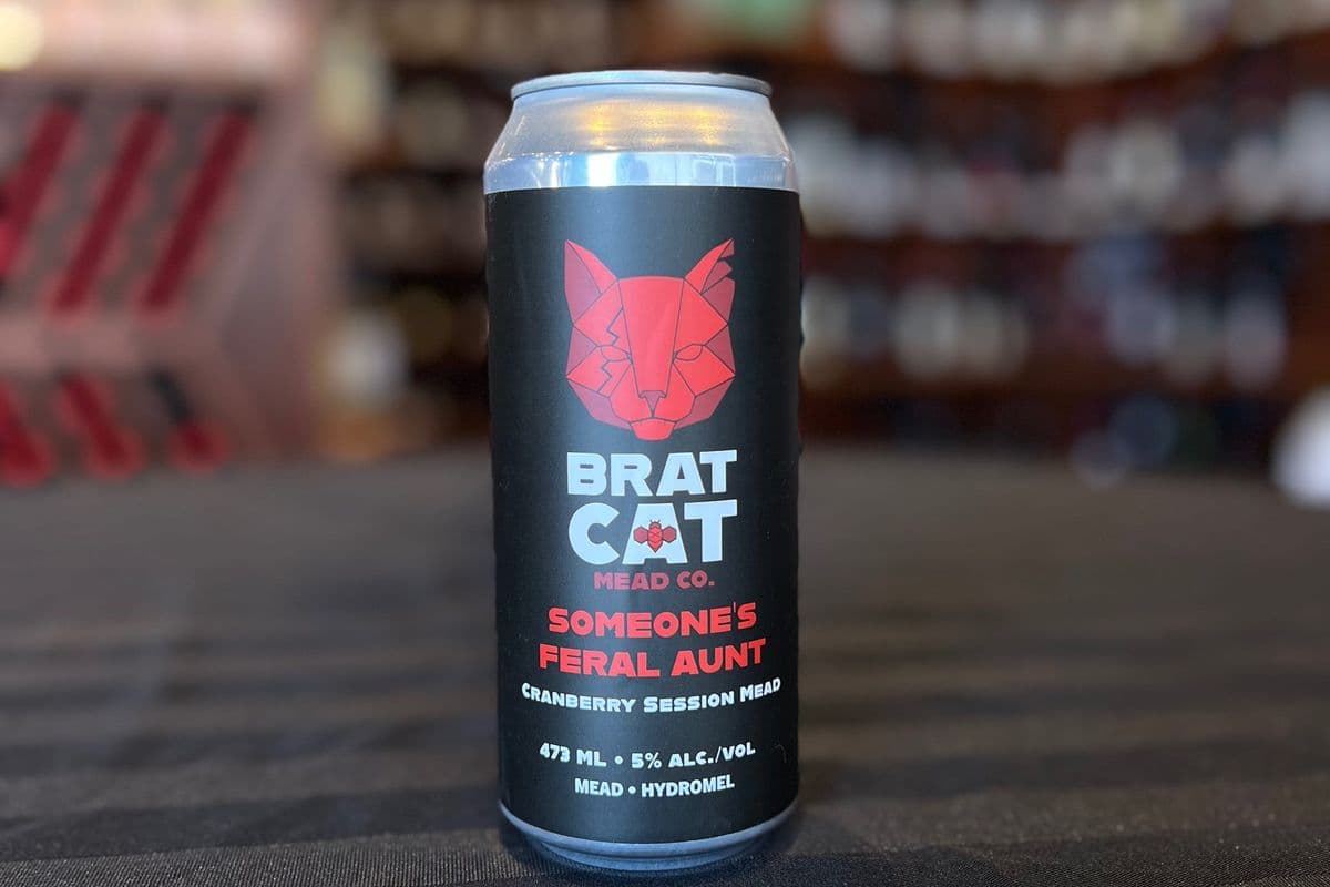 mead | brat cat someone's feral aunt (1 x 473 ml)
