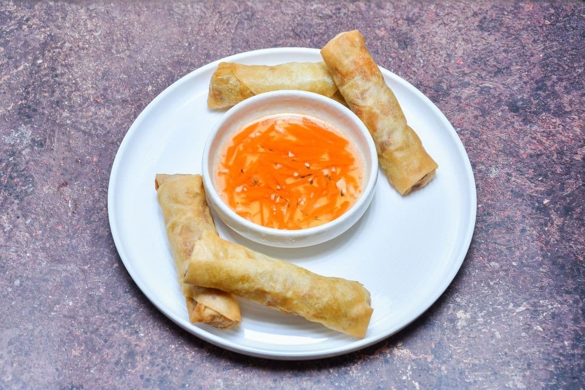 Vietnamese Spring Rolls (4 pcs)