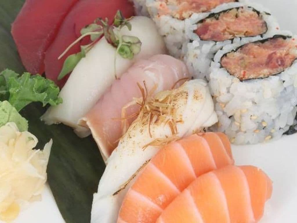 Sushi Regular (13pcs )